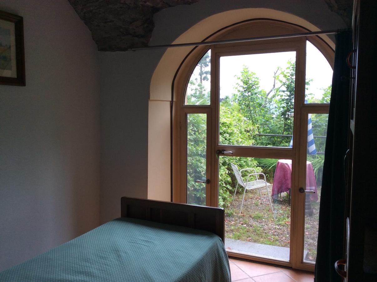 Hotel Villa Della Quercia Verbania Exterior photo